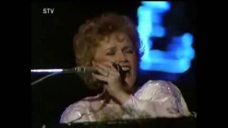 Marika Gombitová - Prázdninové tričko, live /Bratislavská lýra 1985/