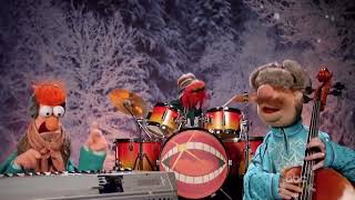 Jingle Bells - Lady Gaga and the Muppets Holiday Spectacular