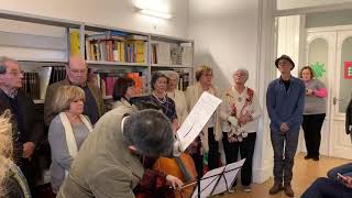 Sada TAKAGAWA sings "Natal de Elvas" with Mariana Sumika Ottosson and Jorge Rivotti's Choir