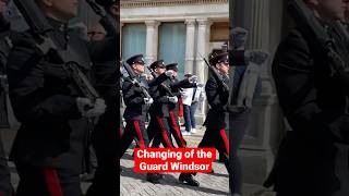 WINDSOR CASTLE GUARD Number 12 Company Irish Guards - Irish Guards Pipes & Drums | 25th Apr 2023💂