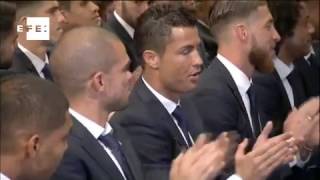 Cristiano Ronaldo se bañó de oro