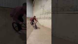 Fun little line in 4 Motions new half pipe section!! #bmx #shorts