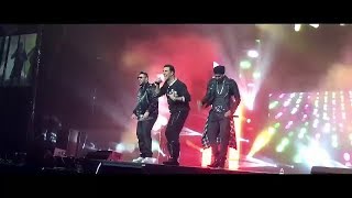 Akshay kumar, Badshah and Manj Music Live on Stage HD