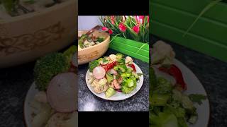 Easy Salad#shorts#food #shortsfeed #salad #tiktok #asmr #easy #trending #reels #cooking #viral#short