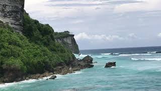 Suluban Beach /Pantai Suluban Uluwatu Bali