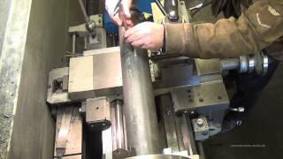 Rohr abstechen an der Drehmaschine ( Cutting a hydraulic tube with a lathe )