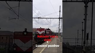 Průjezd Nákladního vlaku s uhlím+Luxusní pozdrav