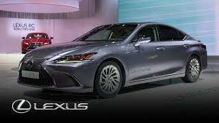 The all new Lexus ES 300h at 2018 Paris Motor Show | Lexus Europe