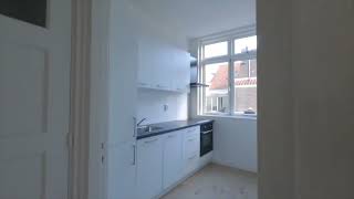 TE HUUR / FOR RENT Compleet gerenoveerde maisonnette woning aan de Sophiastraat 27rd in Haarlem