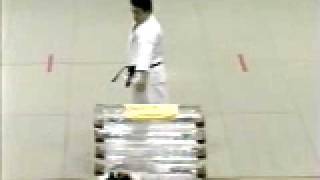 BreakTest demonstration Shokei Matsui kyokushin karate IKO1