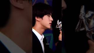 jawline 🥵 #jin #bts #btsjin #WWH