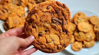 Caramel Chocolate Chip Cookies 💗 | anisacakesandbakes