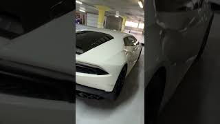 Второй суперкар за месяц Lamborghini Huracán ￼