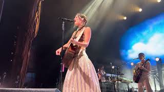 Gracie Abrams (Live) - Risk (New York, NY - Radio City Music Hall) (10/5/2024)