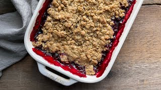 The best FRUIT CRISP TOPPING recipe + mixed berry crisp from frozen berries