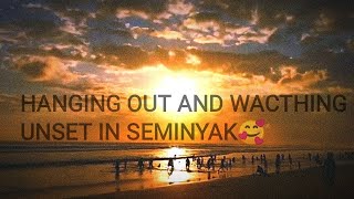 Hanging out and watching Sunset in Seminyak - Andrea vlog family