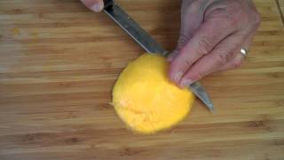 How to pick and cut a Kent mango