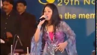 Sunidhi Chauhan with DO-RE-MI LiveMusic | 11.02.06 |