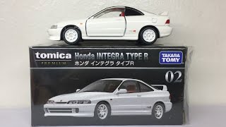 TOMICA PREMIUM 02 HONDA INTEGRA TYPE R (Initial D Todo school)