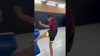 Полное видео на телеграмм канале по ссылке https://t.me/serek_urazon #mma #бокс #спорт #sports #мма