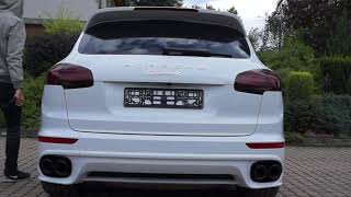 Porsche Cayenne Diesel 4.2 V8 start up & engine sound