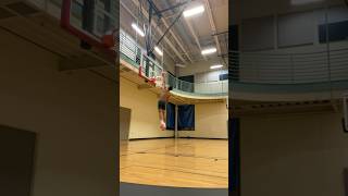 6,2 16 year old first dunk off 1 #dunk #dunkprogress #basketball