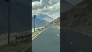 Karakoram Highway Pakistan  😍 #youtubeshorts #gilgitbaltistan