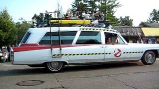 Dream Cruise A-Team Van and Ghostbusters ECTO 1