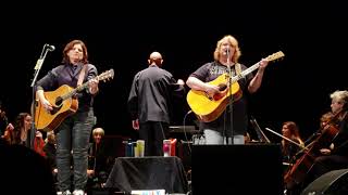 Indigo Girls: Each Life Has Its Place