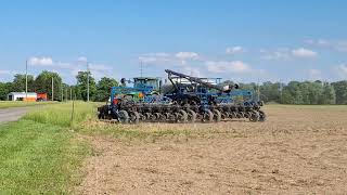 Planting 2024 John Deere tractor with Kinze planter