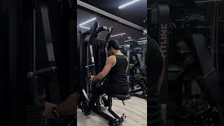 Chest Supported Machine Rowing For Back Thickness #shorts #youtubeshorts #gym #fitness