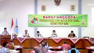 MERUMUSKAN TUJUAN BERSAMA  MELALUI RAPAT  ANGGOTA.