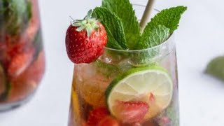 Strawberry Mojito। Refreshing summer mocktail।স্ট্রবেরি মোহিতো।ইফতারে বানিয়ে ফেলুন ২মিনিটে।