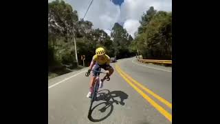 Sergio Andrés Higuita divirtiéndose en su entrenamiento grabado por Juan Charry #Ciclismo