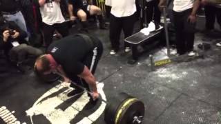 Derek Poundstone doing what he does best at the 2015 Arnold