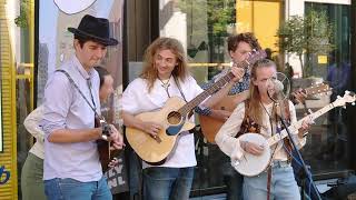 Chuck Deely Festival - Straatoptreden Doolaardband