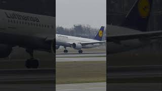 🛬 Lufthansa Airbus A320-271N D-AINH landing at Frankfurt Airport (FRA) #planespotting #aviation