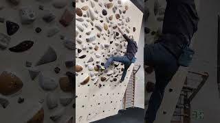 No feet on the holds!