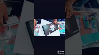 S10+ unboxing