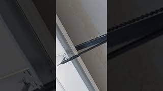 Fixing crack in ceiling