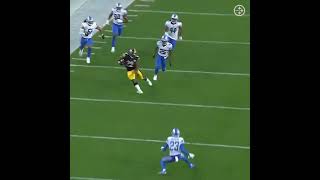 Najee Harris jukes Lions player out of his cleats with sick move