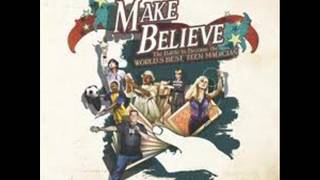 Make Believe. Musica: Lucas Vidal