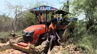 KUBOTA MU 4501 4WD || TRACTOR Stuck In MUD || RESCUE KARTAR HARVESTER