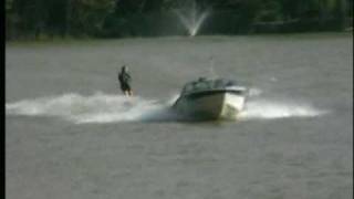 Colombian Angela Delgado water ski tricks