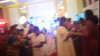 Funny knot game for ladies at birthday party Emcee Thamizh at Radisson Blu