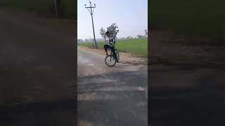 Don't try this action is very risky 🥵 wait for end #viral  #shorts  #stunt #trending