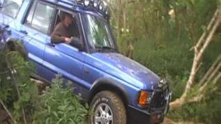 Discovery 2 TD5's offroad at Yarwell Quarry