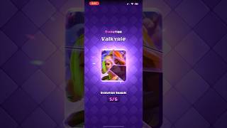 Evolution Valkyrie #clashroyale #shorts