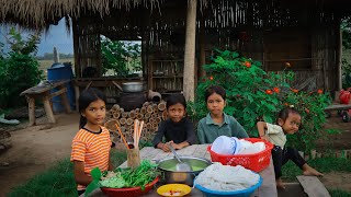 Garden kitchen : Little Chef Phors's Traditional Khmer Rice Noodle Delight!