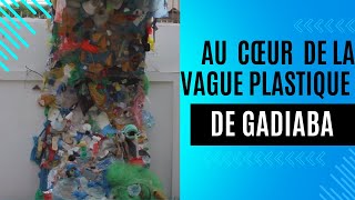 DANS LE CREUX DE LA VAGUE PLASTIQUE DE GADIABA KODIO - EXPO SUR LA POLLUTION MARINE